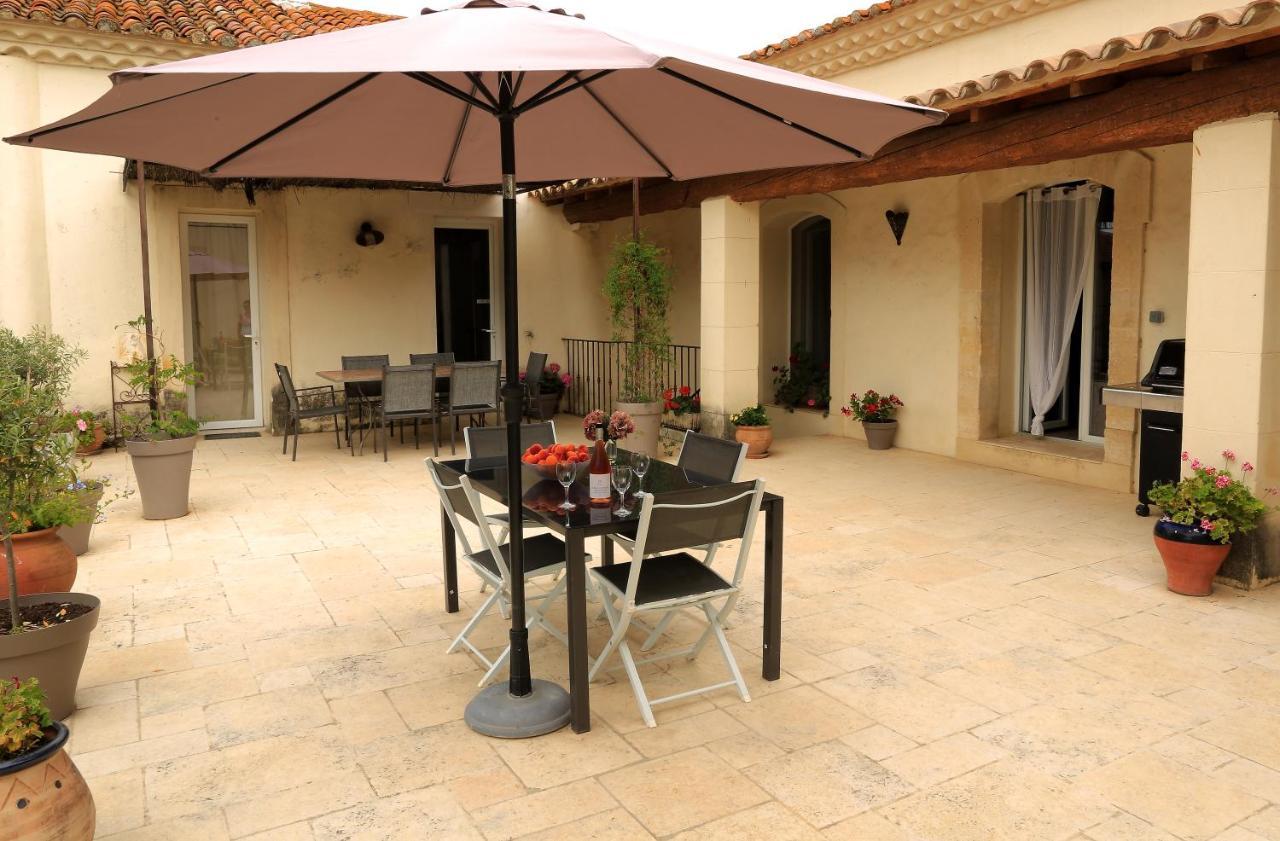 Mas D'Auzieres Bed & Breakfast Сан-Жил Екстериор снимка